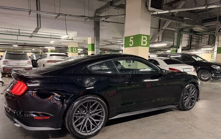 Ford Mustang VI рестайлинг, 2020 год, 3 070 000 рублей, 2 фотография