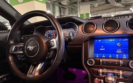 Ford Mustang VI рестайлинг, 2020 год, 3 070 000 рублей, 8 фотография