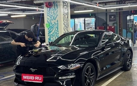 Ford Mustang VI рестайлинг, 2020 год, 3 070 000 рублей, 10 фотография