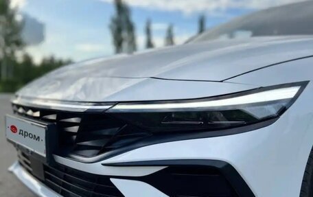 Hyundai Elantra, 2024 год, 2 100 000 рублей, 6 фотография