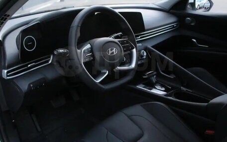 Hyundai Elantra, 2024 год, 2 100 000 рублей, 7 фотография