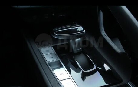 Hyundai Elantra, 2024 год, 2 100 000 рублей, 14 фотография