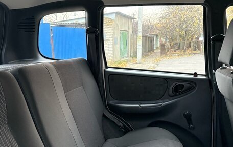 Chevrolet Niva I рестайлинг, 2015 год, 630 000 рублей, 6 фотография