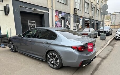 BMW 5 серия, 2019 год, 6 100 000 рублей, 4 фотография