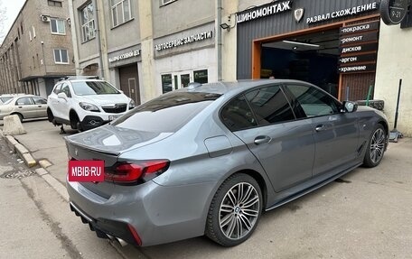 BMW 5 серия, 2019 год, 6 100 000 рублей, 3 фотография