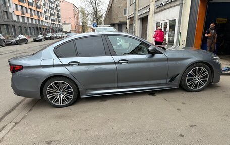 BMW 5 серия, 2019 год, 6 100 000 рублей, 7 фотография