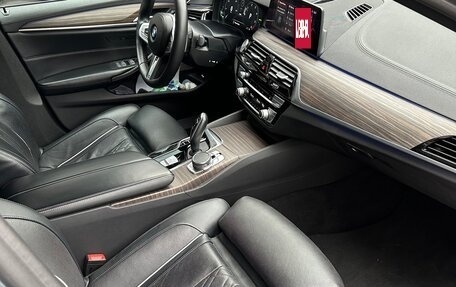 BMW 5 серия, 2019 год, 6 100 000 рублей, 10 фотография