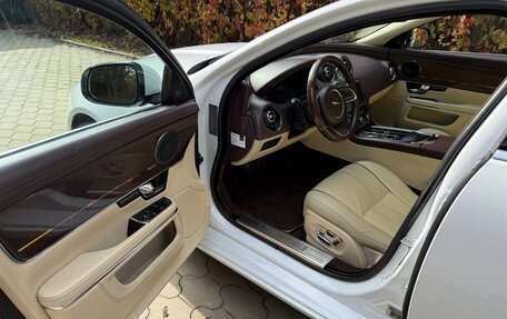 Jaguar XJ IV (X351), 2012 год, 2 700 000 рублей, 4 фотография