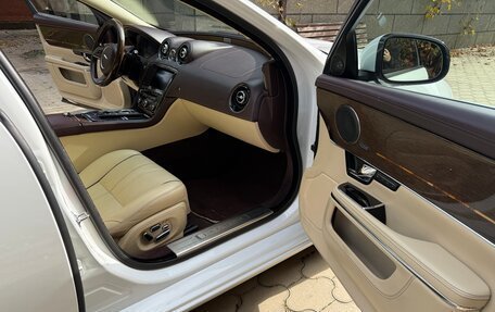 Jaguar XJ IV (X351), 2012 год, 2 700 000 рублей, 10 фотография