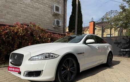 Jaguar XJ IV (X351), 2012 год, 2 700 000 рублей, 15 фотография