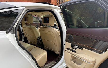 Jaguar XJ IV (X351), 2012 год, 2 700 000 рублей, 28 фотография