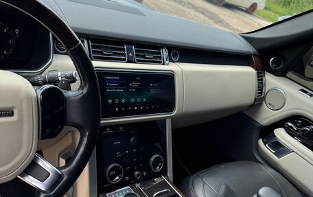 Land Rover Range Rover IV рестайлинг, 2019 год, 6 500 000 рублей, 8 фотография