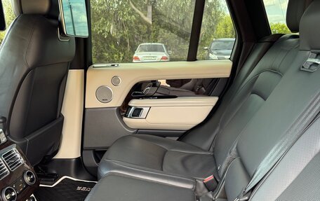 Land Rover Range Rover IV рестайлинг, 2019 год, 6 500 000 рублей, 11 фотография