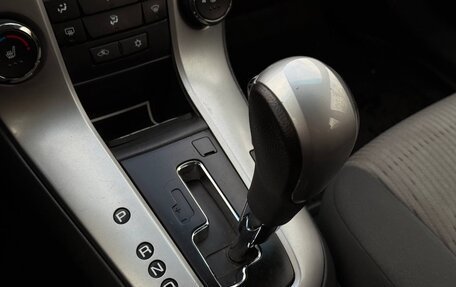 Chevrolet Cruze II, 2010 год, 540 000 рублей, 4 фотография