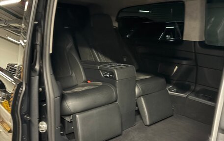 Mercedes-Benz V-Класс, 2018 год, 6 750 000 рублей, 11 фотография