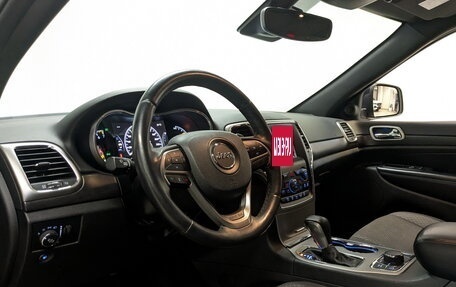 Jeep Grand Cherokee, 2018 год, 3 750 000 рублей, 16 фотография