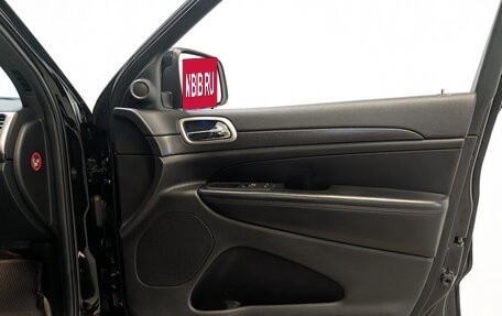 Jeep Grand Cherokee, 2018 год, 3 750 000 рублей, 25 фотография