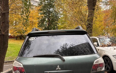 Mitsubishi Outlander III рестайлинг 3, 2005 год, 550 000 рублей, 3 фотография