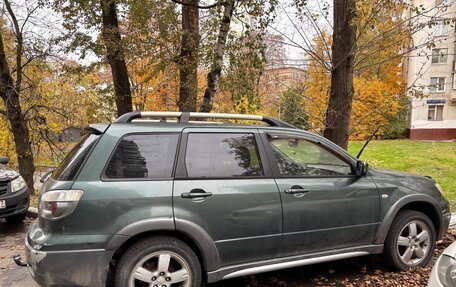 Mitsubishi Outlander III рестайлинг 3, 2005 год, 550 000 рублей, 2 фотография