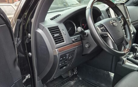 Toyota Land Cruiser 200, 2019 год, 6 500 000 рублей, 11 фотография