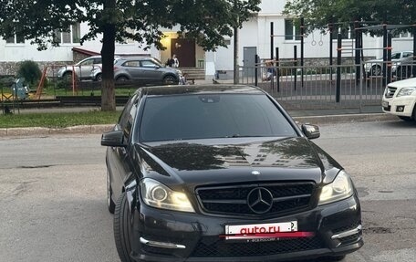 Mercedes-Benz C-Класс, 2011 год, 1 400 000 рублей, 6 фотография