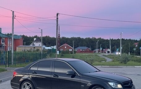 Mercedes-Benz C-Класс, 2011 год, 1 400 000 рублей, 8 фотография