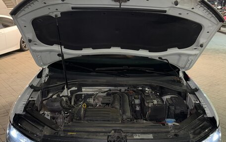 Volkswagen Tiguan II, 2017 год, 2 300 000 рублей, 11 фотография