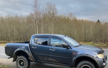 Mitsubishi L200 IV рестайлинг, 2008 год, 850 000 рублей, 2 фотография