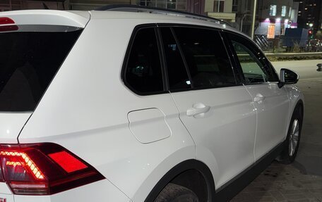 Volkswagen Tiguan II, 2017 год, 2 300 000 рублей, 14 фотография