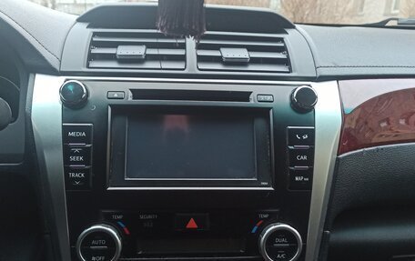 Toyota Camry, 2014 год, 1 830 000 рублей, 13 фотография