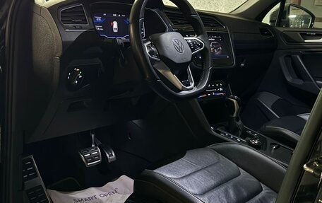 Volkswagen Tiguan II, 2021 год, 4 600 000 рублей, 4 фотография