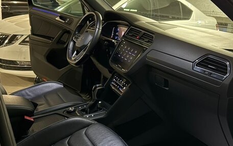 Volkswagen Tiguan II, 2021 год, 4 600 000 рублей, 6 фотография