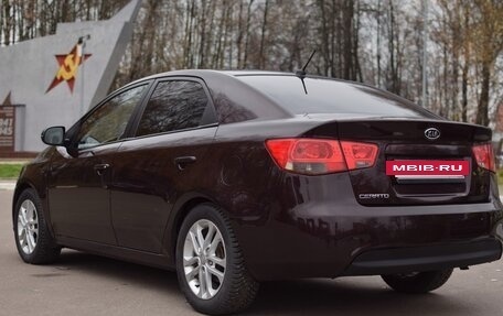 KIA Cerato III, 2011 год, 700 000 рублей, 3 фотография