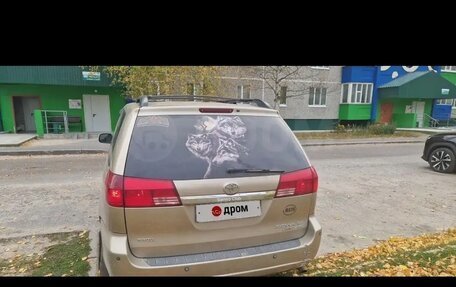 Toyota Sienna II рестайлинг, 2004 год, 1 100 000 рублей, 3 фотография