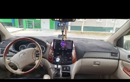 Toyota Sienna II рестайлинг, 2004 год, 1 100 000 рублей, 5 фотография