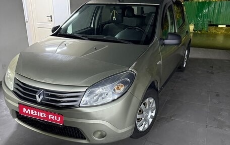 Renault Sandero I, 2010 год, 420 000 рублей, 1 фотография