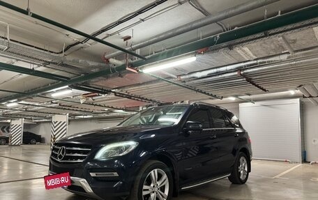 Mercedes-Benz M-Класс, 2015 год, 3 500 000 рублей, 8 фотография