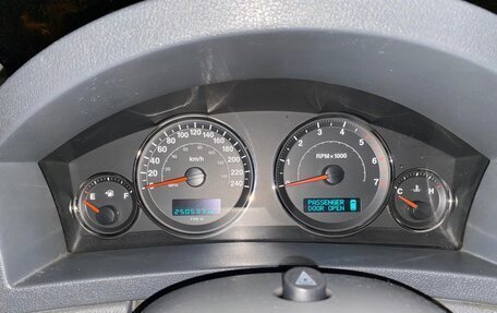 Jeep Grand Cherokee, 2005 год, 830 000 рублей, 13 фотография