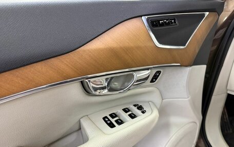 Volvo XC90 II рестайлинг, 2016 год, 3 030 000 рублей, 16 фотография