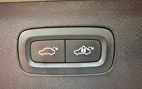 Volvo XC90 II рестайлинг, 2016 год, 3 030 000 рублей, 25 фотография