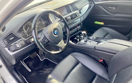 BMW 5 серия, 2014 год, 2 200 000 рублей, 14 фотография