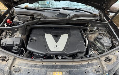 Mercedes-Benz GL-Класс, 2012 год, 2 299 000 рублей, 30 фотография