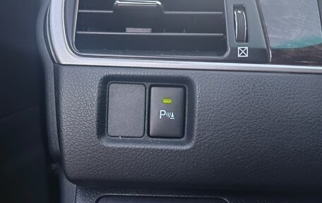 Toyota Camry, 2017 год, 2 350 000 рублей, 11 фотография