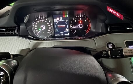 Land Rover Range Rover Evoque II, 2019 год, 3 750 000 рублей, 4 фотография