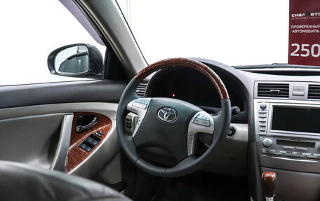 Toyota Camry, 2010 год, 1 299 000 рублей, 19 фотография