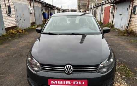 Volkswagen Polo VI (EU Market), 2015 год, 760 000 рублей, 2 фотография