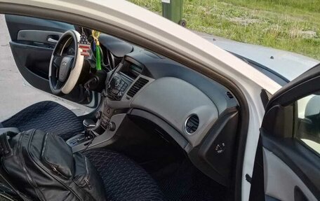 Chevrolet Cruze II, 2012 год, 500 000 рублей, 5 фотография