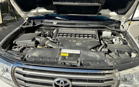 Toyota Land Cruiser 200, 2012 год, 3 650 000 рублей, 26 фотография