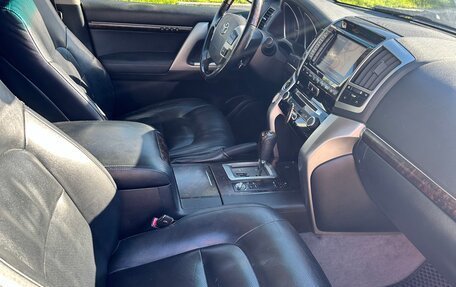 Toyota Land Cruiser 200, 2012 год, 3 650 000 рублей, 20 фотография