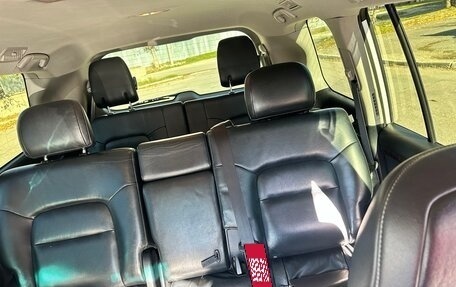 Toyota Land Cruiser 200, 2012 год, 3 650 000 рублей, 24 фотография